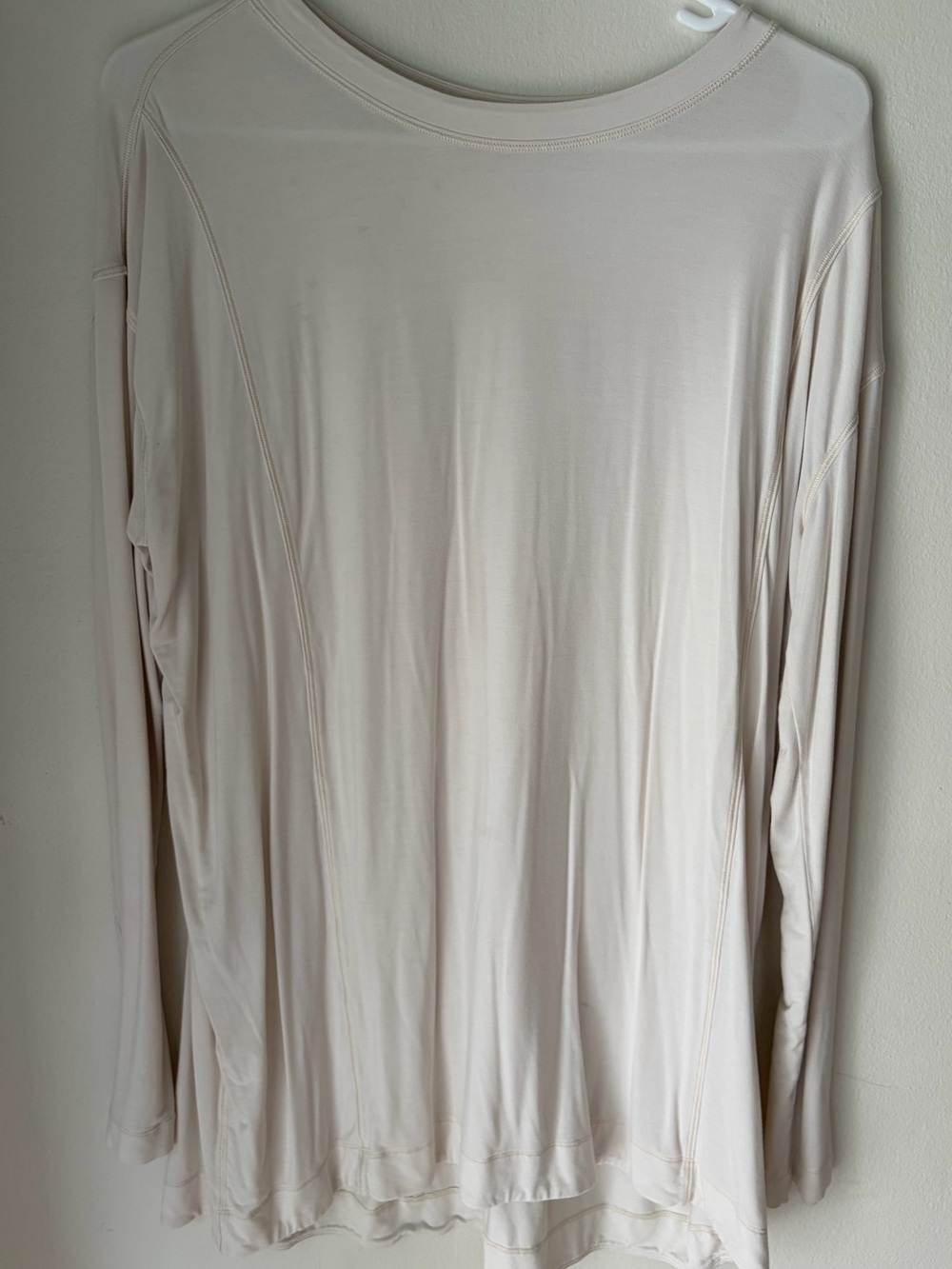 40. Size 10 LULULEMON Cream Soft Stretchy Longsleeve Top